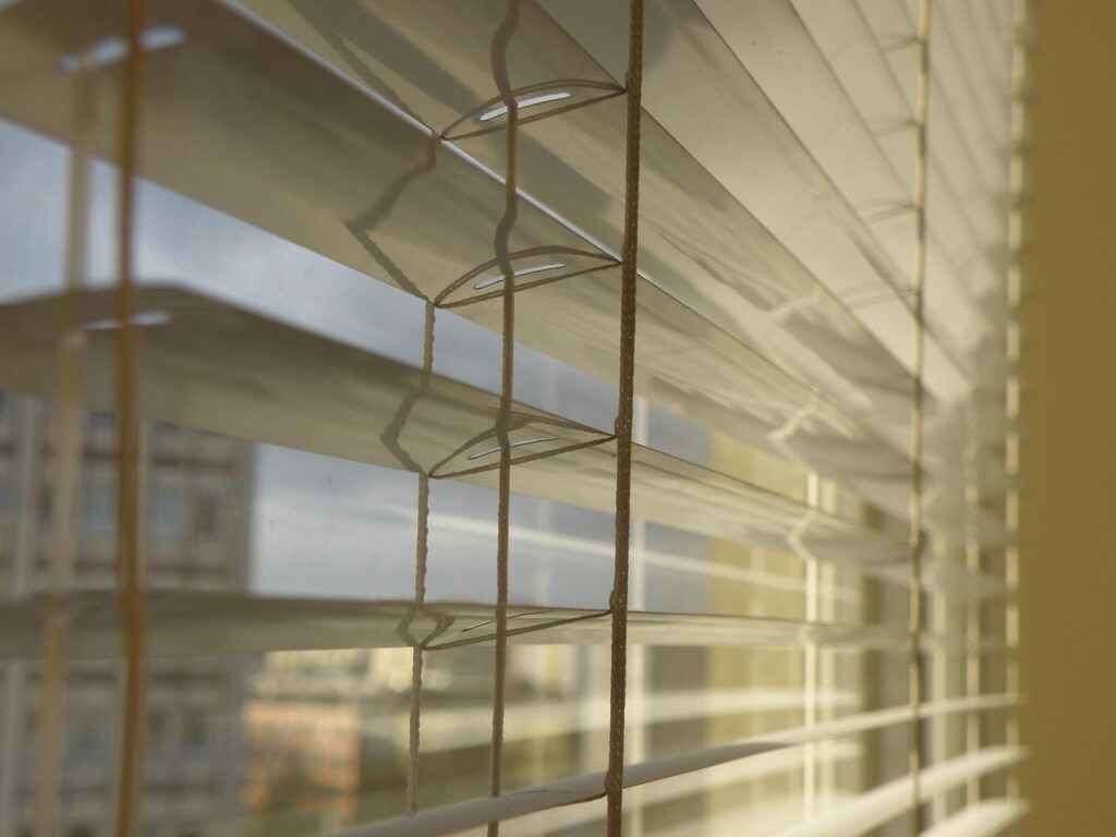 Décoration de Fenêtres : Élégance et Fonctionnalité